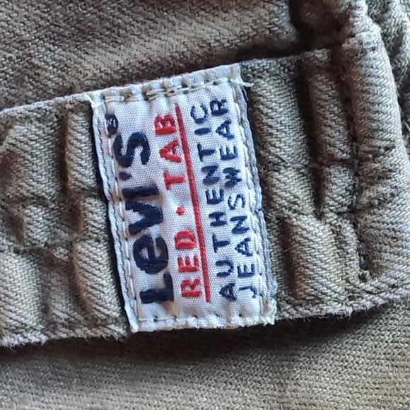 Levi's Red Tab Button Down Shirt - Picture 5 of 6